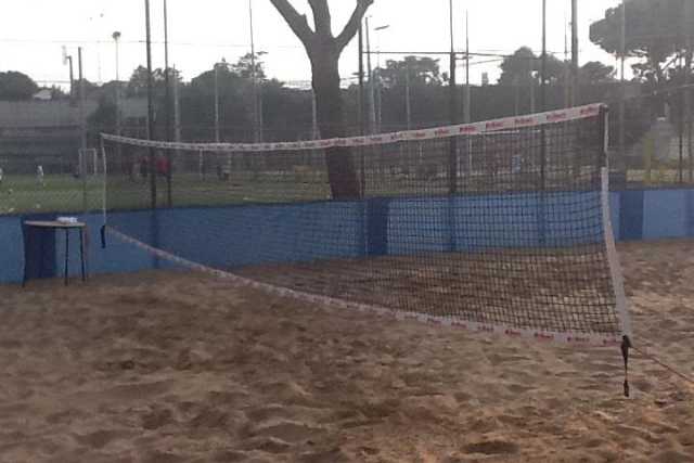 Il fenomeno ''beach tennis'': il nuovo sport che si pratica in spiaggia